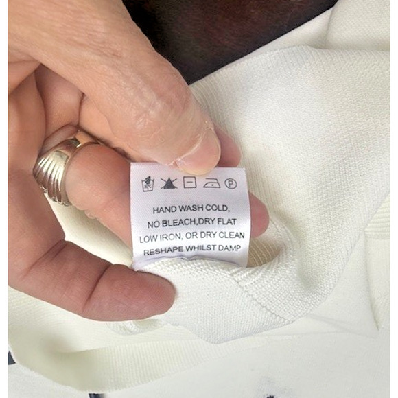 Aleeza Paris Marion Bow Top Sweater Ivory & Black Bows Large L Pullover NEW - Picture 5 of 10